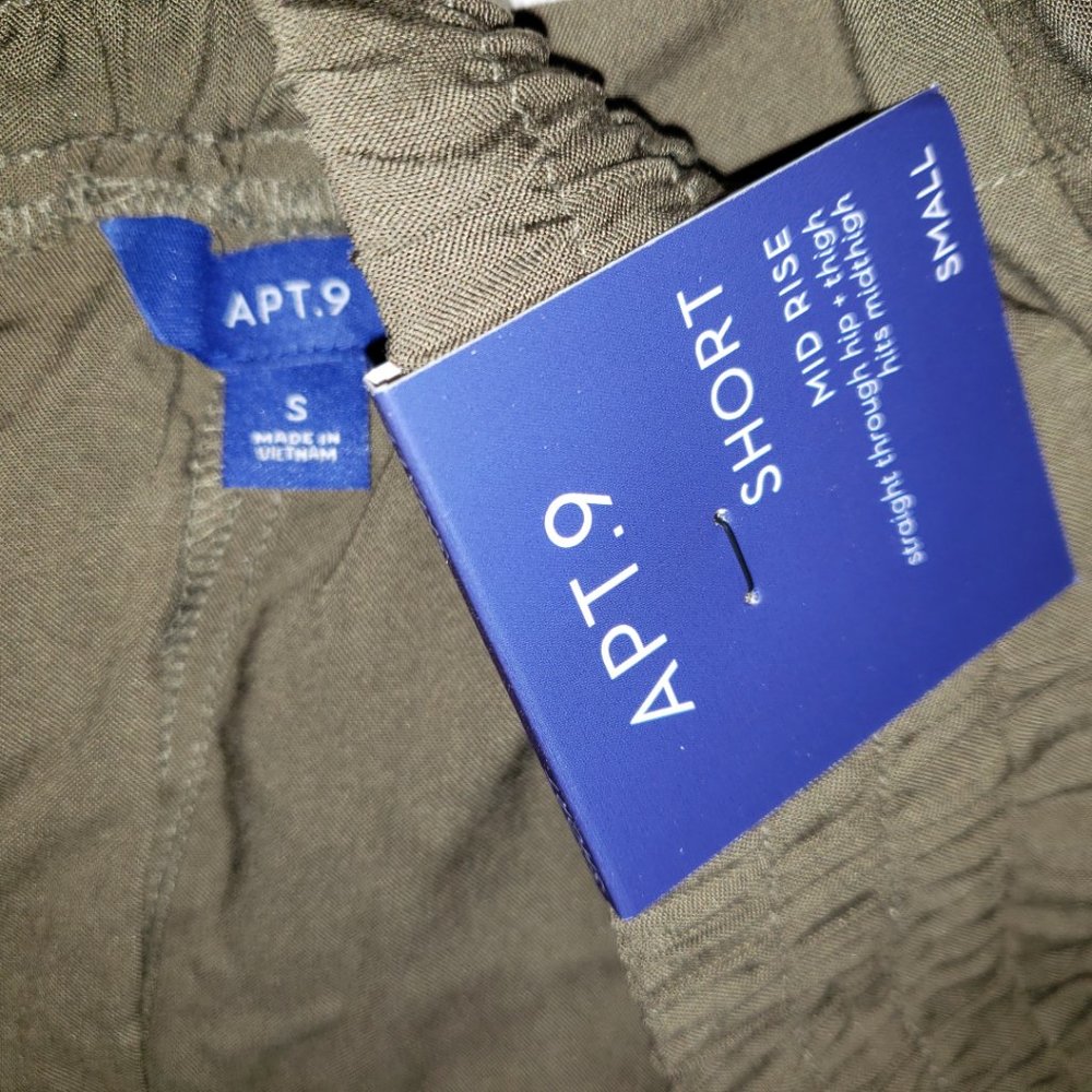 NEW Apt 9 Green S Chambray Pull On Shorts Flowy Pockets Boho - Picture 3 of 4